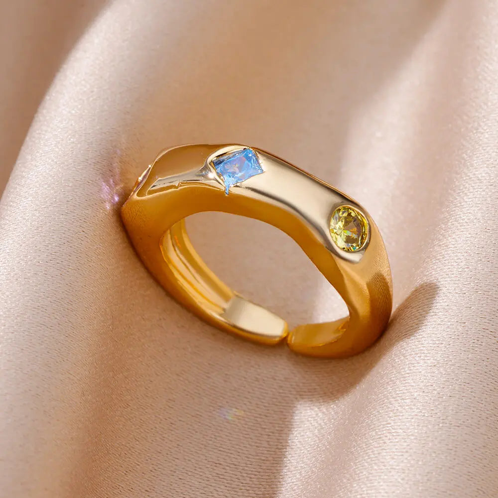 Bezel-Set Zircon Stones Ring - 18k Gold